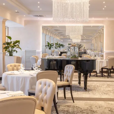 斯波廷酒店 4* 里米尼